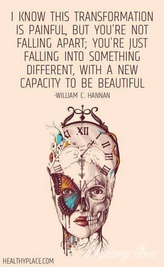 Niesamowite w swojej formie tatuaże-rękawy zajmują cała powierzchnię ramiona i przedramiona. Tworzą jednolitą zdobiącą ciało całość. Taki graficzny rękaw na skórze to tatuaż szczególnie ciekawy w przypadku aktywnych, silnych mężczyzn. 