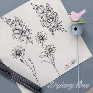 Niesamowite w swojej formie tatuaże-rękawy zajmują cała powierzchnię ramiona i przedramiona. Tworzą jednolitą zdobiącą ciało całość. Taki graficzny rękaw na skórze to tatuaż szczególnie ciekawy w przypadku aktywnych, silnych mężczyzn. 