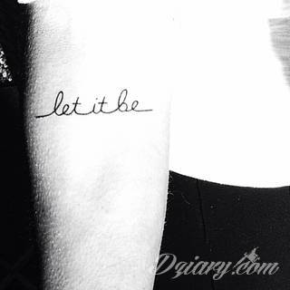 Niesamowite w swojej formie tatuaże-rękawy zajmują cała powierzchnię ramiona i przedramiona. Tworzą jednolitą zdobiącą ciało całość. Taki graficzny rękaw na skórze to tatuaż szczególnie ciekawy w przypadku aktywnych, silnych mężczyzn. 