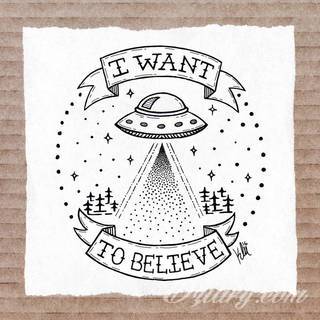 Niesamowite w swojej formie tatuaże-rękawy zajmują cała powierzchnię ramiona i przedramiona. Tworzą jednolitą zdobiącą ciało całość. Taki graficzny rękaw na skórze to tatuaż szczególnie ciekawy w przypadku aktywnych, silnych mężczyzn. 