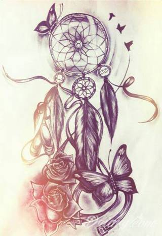 Niesamowite w swojej formie tatuaże-rękawy zajmują cała powierzchnię ramiona i przedramiona. Tworzą jednolitą zdobiącą ciało całość. Taki graficzny rękaw na skórze to tatuaż szczególnie ciekawy w przypadku aktywnych, silnych mężczyzn. 