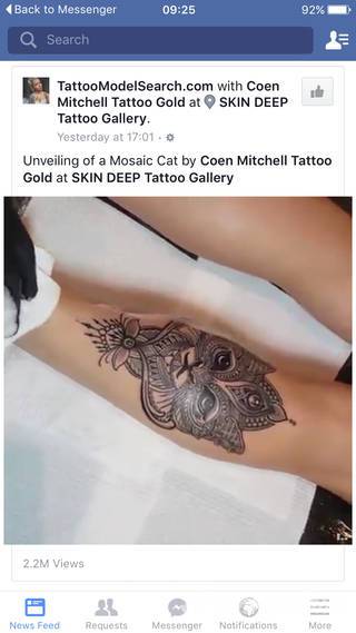 Niesamowite w swojej formie tatuaże-rękawy zajmują cała powierzchnię ramiona i przedramiona. Tworzą jednolitą zdobiącą ciało całość. Taki graficzny rękaw na skórze to tatuaż szczególnie ciekawy w przypadku aktywnych, silnych mężczyzn. 