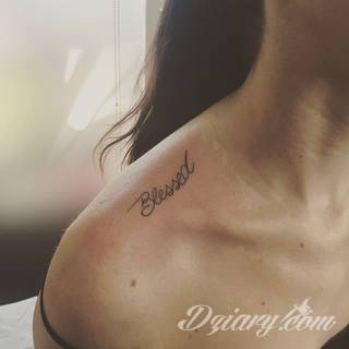 Niesamowite w swojej formie tatuaże-rękawy zajmują cała powierzchnię ramiona i przedramiona. Tworzą jednolitą zdobiącą ciało całość. Taki graficzny rękaw na skórze to tatuaż szczególnie ciekawy w przypadku aktywnych, silnych mężczyzn. 