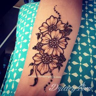 Niesamowite w swojej formie tatuaże-rękawy zajmują cała powierzchnię ramiona i przedramiona. Tworzą jednolitą zdobiącą ciało całość. Taki graficzny rękaw na skórze to tatuaż szczególnie ciekawy w przypadku aktywnych, silnych mężczyzn. 