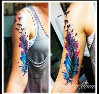 Niesamowite w swojej formie tatuaże-rękawy zajmują cała powierzchnię ramiona i przedramiona. Tworzą jednolitą zdobiącą ciało całość. Taki graficzny rękaw na skórze to tatuaż szczególnie ciekawy w przypadku aktywnych, silnych mężczyzn. 