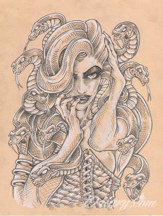 Erotyczne i intymne tatuaże przyciągające uwagę to zarówno symboliczne niewielkie grafiki jak i rozbudowane obrazy ulokowane pod piersiami, na udach czy w miejscach intymnych. Seksowne tatuaże nie muszą się jednak ograniczać wyłącznie do tych lokalizacji. 