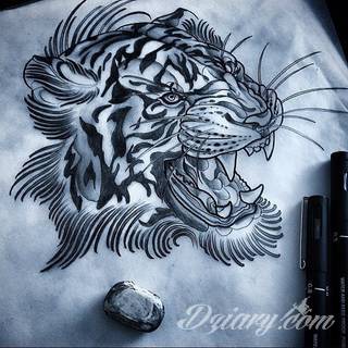 Energia, drapieżność, gotowość na wszystko - tygrys na skórze nie pozostawia złudzeń co do charakteru właściciela. Tatuaże z tygrysem zaskakują czasami różnorodnością. Drapieżniki to nie tylko sam wyszczerzony łeb; chętnie stawia się też na całe sylwetki np. w ruchu. 