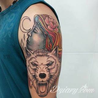 Wilk na tatuażu kojarzy się z niebezpieczeństwem. Starannie nakreślony pysk drapieżników, na ciele staje się konkretnym symbolem. Duże możliwości daje zastosowanie wilczych tatuaży na różnych fragmentach ciała. 