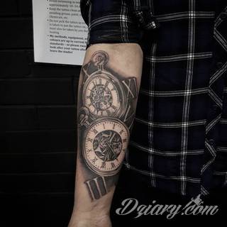 Tatuaże zegar