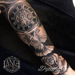 Tatuaże zegar