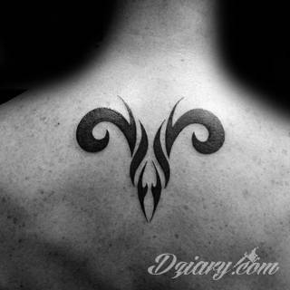 Niesłabnąca popularność tatuaży ze znakami zodiaku to efekt dążenia do podkreślenia swojej osobowości. Rak, wodnik, koziorożec czy inny z 12 znaków - każdy znak zodiaku graficznie daje nieograniczone możliwości ciekawego rysunku na ciele. 