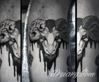 Niesłabnąca popularność tatuaży ze znakami zodiaku to efekt dążenia do podkreślenia swojej osobowości. Rak, wodnik, koziorożec czy inny z 12 znaków - każdy znak zodiaku graficznie daje nieograniczone możliwości ciekawego rysunku na ciele. 