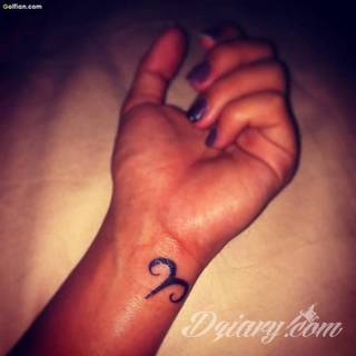 Niesłabnąca popularność tatuaży ze znakami zodiaku to efekt dążenia do podkreślenia swojej osobowości. Rak, wodnik, koziorożec czy inny z 12 znaków - każdy znak zodiaku graficznie daje nieograniczone możliwości ciekawego rysunku na ciele. 