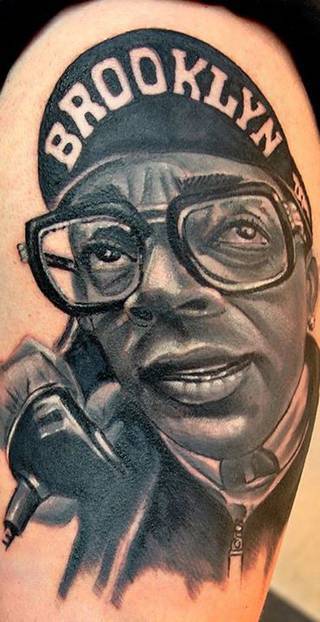 Galeria studia: Chyba Ty Tattoo, <p>Chyba Ty Tattoo działa w Katowicach o 2013 roku. Głównym... Galeria studia: Chyba Ty Tattoo, <p>Chyba Ty Tattoo działa w Katowicach o 2013 roku. Głównym...