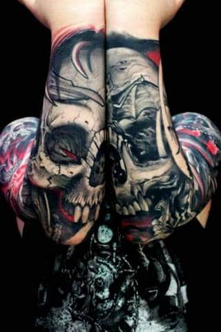 Czacha na przedramionach