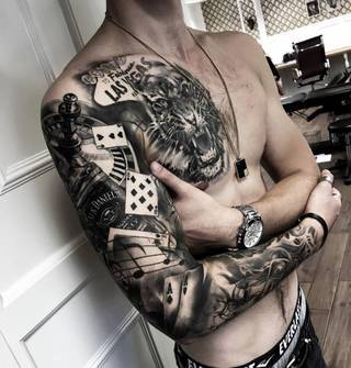 Czarno-biały rękaw w wykonaniu Bjarke Andersena