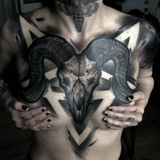 Demoniczna natura wzywa Cię ku grzechom i cielesnym uciechom. Czymże byś jednak był, gdybyś nie był tą mocą, która wiecznie zła pragnąc, wiecznie dobro czyni?