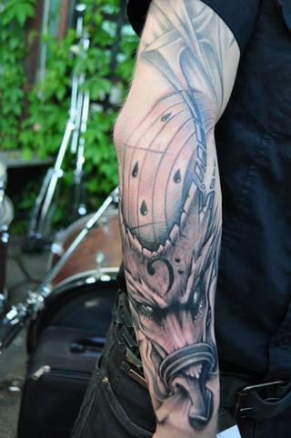 dziara na przedramieniu