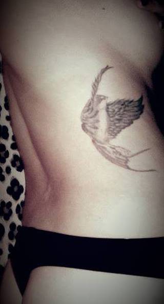 Jaskółka ukazująca wolność.