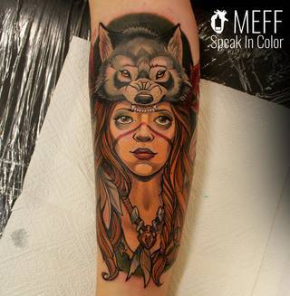 Kobieta i wilk w interpretacji i stylówce od Meffa ze Speak In Color - Wodzisław Śl!
www.speakincolor.pl