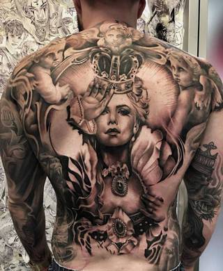 Małe arcydzieło na plecach autorstwa Antonia Todisco