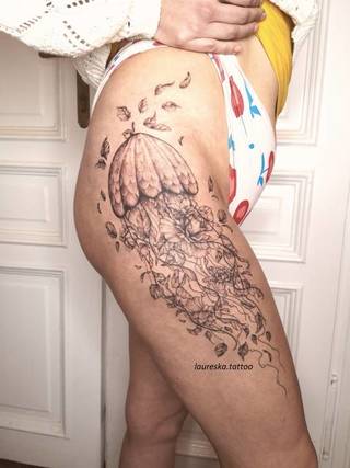 Galeria artysty: Laureska.tattoo, <p>Tatuuję w studiu Cudy Tattoo w Krakowie. Tworzę wzory cienką...