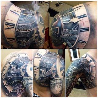 Mega dziara na ramieniu