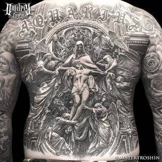 Monumentalny religijny motyw. Autor: Dmitry Troshin