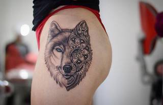 Muzyka duszy uzewnętrznia się poprzez zwierzęcą, twórczą stronę.