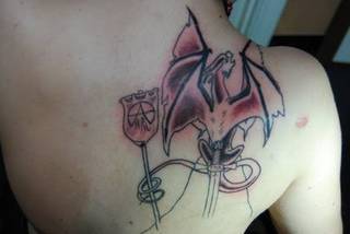 Najgorsze tatuaże z "Gry o Tron"
Więcej na forum: http://dziary.com/forum/popitolmy-sobie/najgorsze-tatuaze-z-gry-o-tron 5