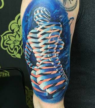 Nie rozklejaj się, przed Tobą jeszcze masa problemów, z którymi będziesz musiała sobie poradzić.