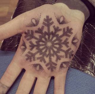 Niech lód pozostanie symbolem Twoich starań - zamarzłe i okryte zimnem będą trzeźwe i stałe.