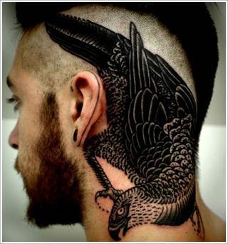 Orzeł na głowie i szyi