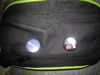 otrzymałem swoje zajebiaszcze przypinki :D