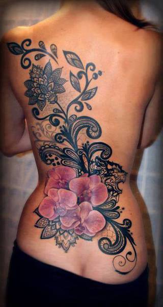 Pełny plecy, kwiaty. Jak się podoba?