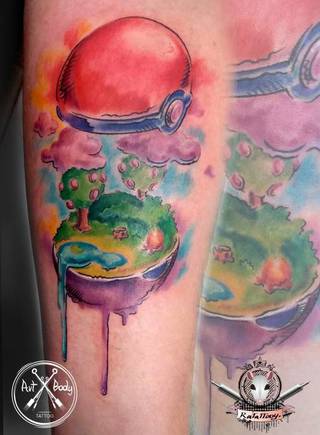 Pokemon go. Kolorowy tatuaże wzkonany prez Ksenia Ratattooy