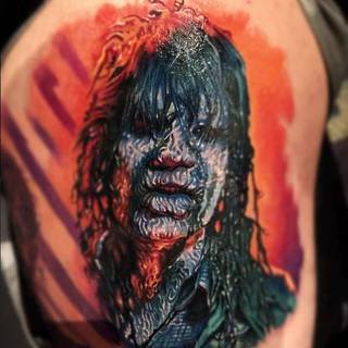 Tatuaż ohydnego, dziwnego tubylca.