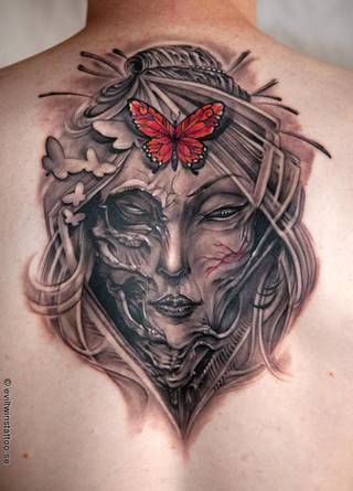 Tatuaż w stylu japońskim wykonany przez Johana Finnea ze Szwecji