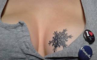 Tatuaż za przypinki;)