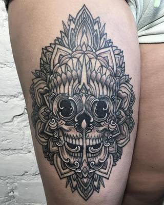 Wgląd w istotę człowieczeństwa nie sprzyja jego zrozumieniu.