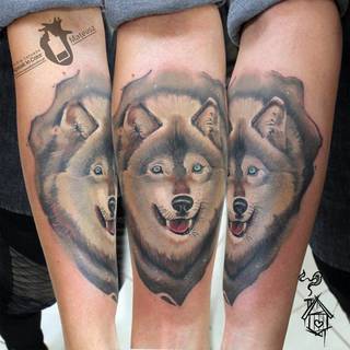 Wilczek wykonał Meff ze studia Speak In Color!
https://www.facebook.com/SpeakInColorTattoo