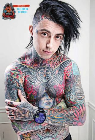 Wokalista zespołu Falling in Reverse.