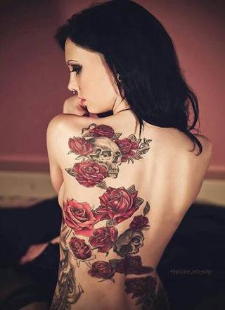 Wonderful pinterest arm photo wolf tattoo women. Tatuaż na plecach (róże i czaszka)