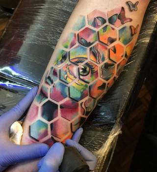 Wyjrzyj czasem poza więzienie własnej świadomości, a może znajdziesz klucz, który zaprowadzi Cię do nowej jej manifestacji.