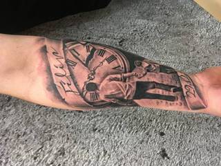 Wykonał Tomek z Wodzisławskiego studia Speak In Color. Po więcej wbijaj na www.speakincolor.pl
5!