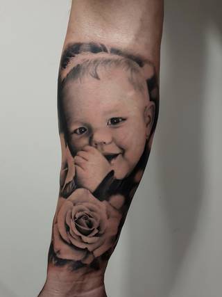 Galeria studia: Make Art Tattoo, Tatuatorzy Make Art Studio to...