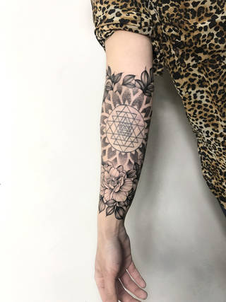 Galeria studia: Make Art Tattoo, Tatuatorzy Make Art Studio to...