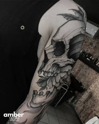 Galeria studia: Studio tatuażu Amber Tattoo Wrocław, Studio tatuażu Amber Tattoo założone... Galeria studia: Studio tatuażu Amber Tattoo Wrocław, Studio tatuażu Amber Tattoo założone...