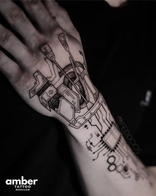 Galeria studia: Studio tatuażu Amber Tattoo Wrocław, Studio tatuażu Amber Tattoo założone... Galeria studia: Studio tatuażu Amber Tattoo Wrocław, Studio tatuażu Amber Tattoo założone...