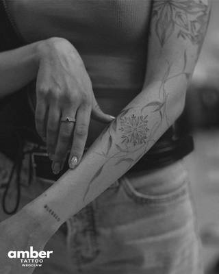 Galeria studia: Studio tatuażu Amber Tattoo Wrocław, Studio tatuażu Amber Tattoo założone... Galeria studia: Studio tatuażu Amber Tattoo Wrocław, Studio tatuażu Amber Tattoo założone...